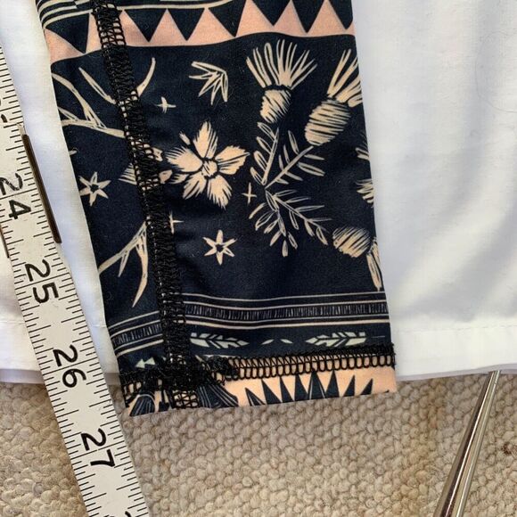 Teeki Moon Flower Hot Pant Yoga Tight Leggings Size Small Multicolor Made USA - Picture 6 of 10